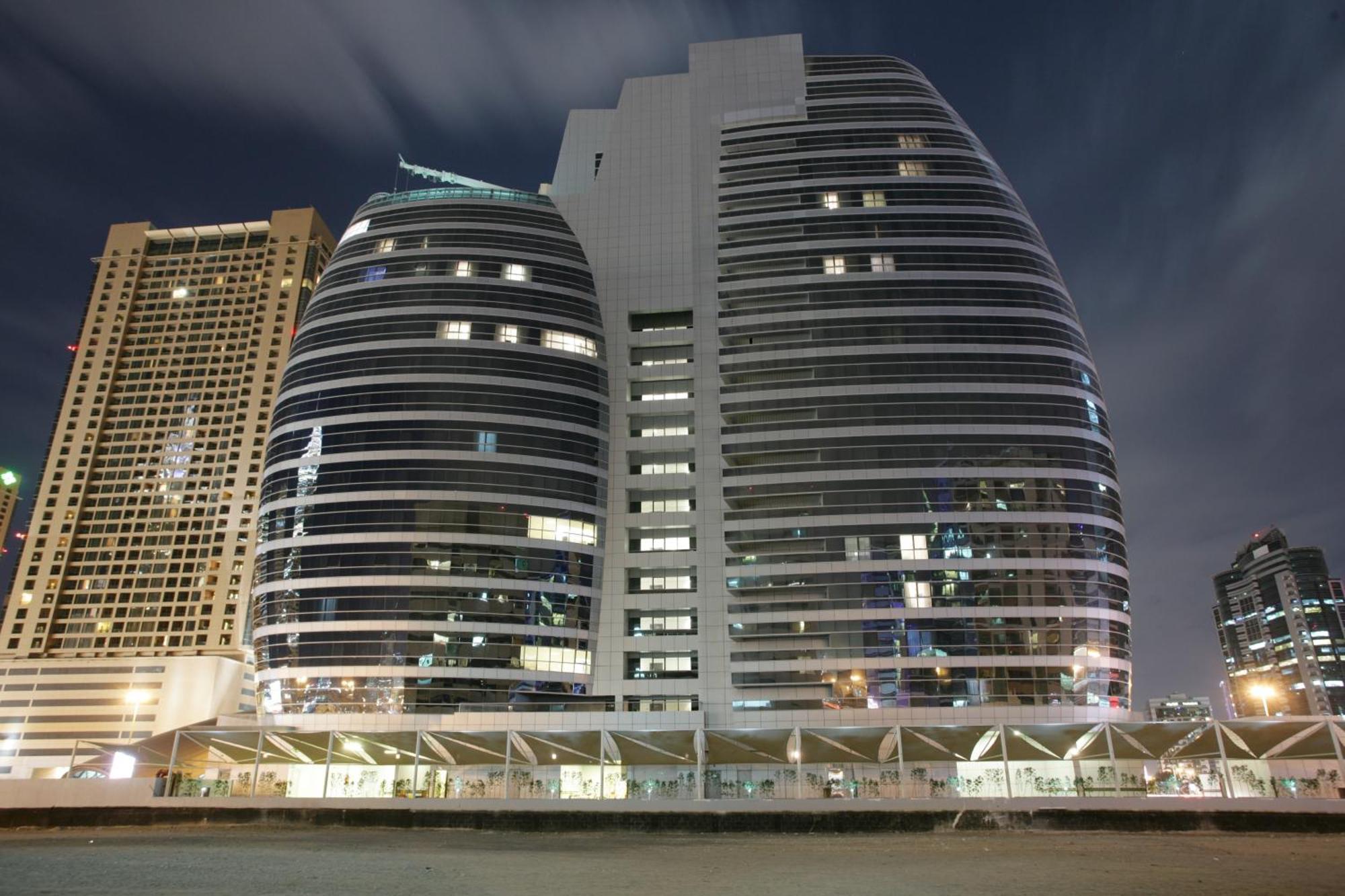 Citadines Metro Central Hotel Apartments Dubai Esterno foto